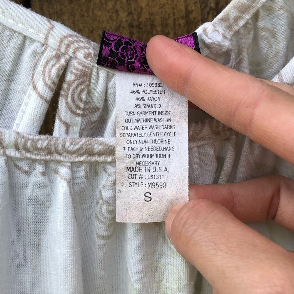 Sale! Printed Top - Picture 3 of 5